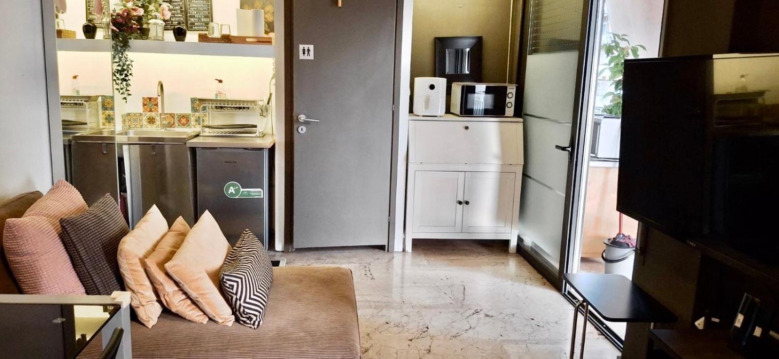 Bright Studio 4 A Short Stay Near Oaka - Iaso - Ygeia - Mitera Hospitals Athens Exterior photo
